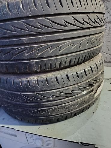 17: Шины 205 / 40 / R 17, Лето, Б/у, Пара, Легковые, Япония, Bridgestone — 1