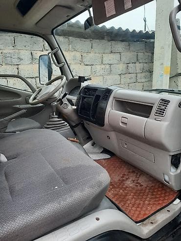 японские грузовики до 1 тонны: Эвакуатор, Toyota, 2007 г., Ломаная — 9