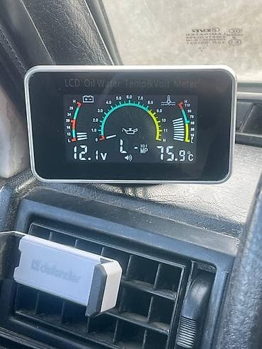 панельный чехол: Дополнительная панель приборов Вольтметр Датчик температуры ОЖ — 3