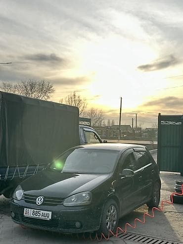 продаю гольф 5: Volkswagen Golf V: 2005 г., 1.6 л, Механика, Бензин, Хэтчбэк — 2