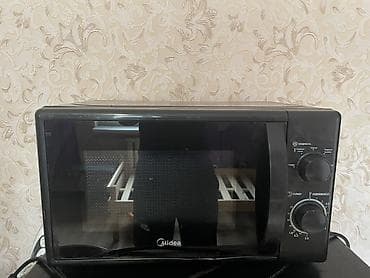 fire maple: Продаю черную микроволновку почти новая куплена год назад Мидеа — 1