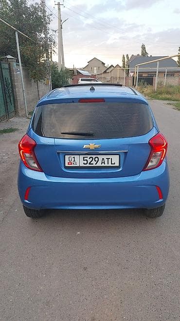 машина кузов: Chevrolet Spark: 2015 г., 1 л, Автомат, Бензин, Хэтчбэк — 2