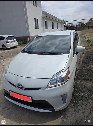 byd e9: Toyota Prius: 2013 г., 1.8 л, Вариатор, Гибрид, Хэтчбэк — 1