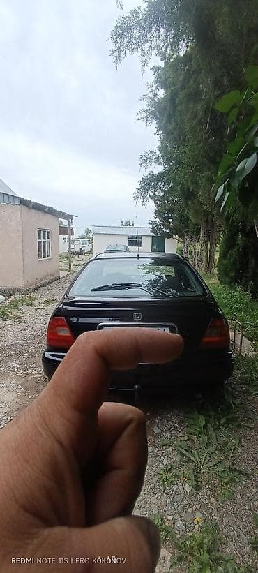 колонна: Honda Civic: 1997 г., Бензин, Седан — 4