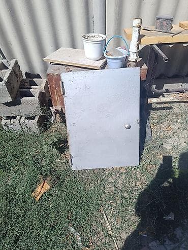 Окна и комплектующие: Шкаф для инструментов, В наличии — 2