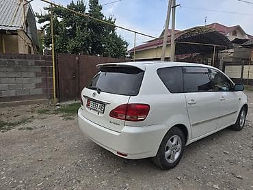 Продажа авто: Toyota Ipsum: 2002 г., 2.4 л, Автомат, Бензин, Минивэн — 5