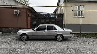 weltmeister w6: Mercedes-Benz 220: 1995 г., 2 л, Ручные, Бензин, Седан — 4