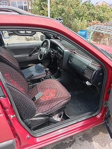 авто рамки: Volkswagen Passat Variant: 1993 г., 1.8 л, Механика, Бензин, Универсал — 4