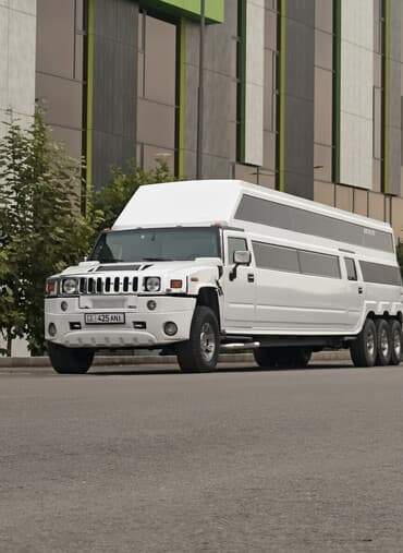 Hummer H2: 2004 г., 6 л, Автомат, Бензиновая, Лимузин