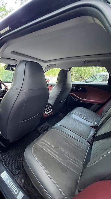 rox 01: Exeed : 2 л | 2023 г. Кроссовер — 8