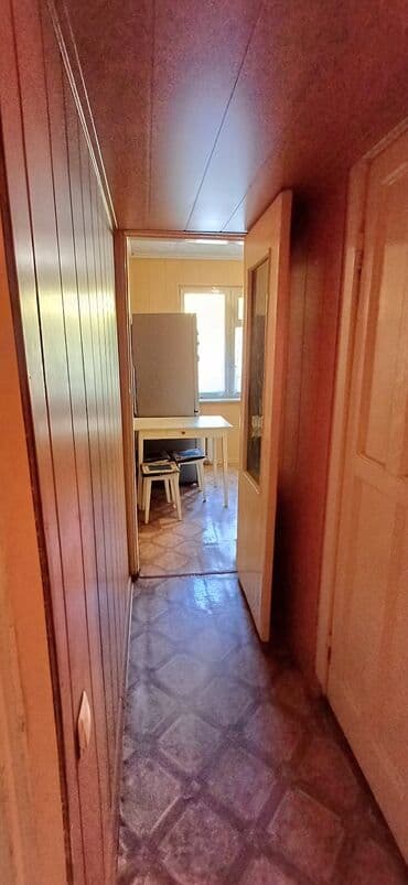 продаю квартиру район 9микрарайон: 3 бөлмө, 58 м², 104-серия, 2 кабат — 13