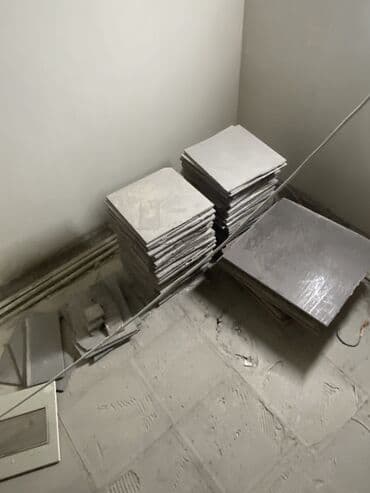 кухонные шкаф бу: Б/у кафель на пол. Цена договорная — 4