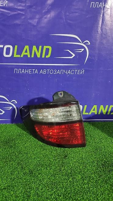 Задний левый стоп-сигнал Toyota 2003 г., Б/у, Оригинал, Япония
