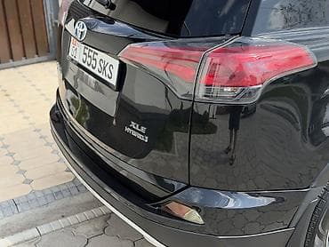 rav4: Toyota RAV4: 2018 г., 2.5 л, Вариатор, Гибрид — 9