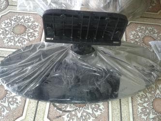 Продаю подставку для телевизора крепления в комплекте для самсунг