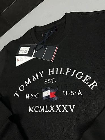 фитнес одежды: Свитшот Tommy Hilfiger с фирменной вышивкой - Классический крой — 1
