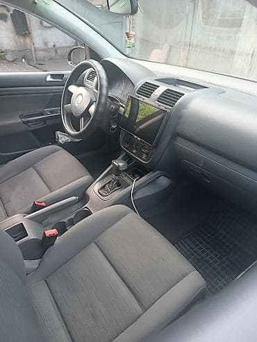 Volkswagen Golf V: 2006 г., 1.6 л, Автомат, Хэтчбэк — 3