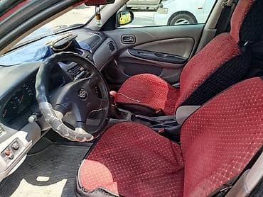 gilera runner: Nissan Almera: 2001 г., 2.2 л, Механика, Дизель, Хэтчбэк — 4