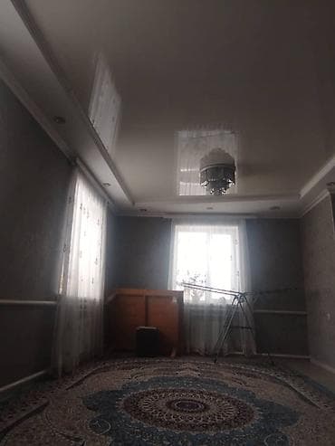 Үйлөрдү сатуу: Просторный частный дом с готовым ремонтом в спокойной жилой застройке — 1