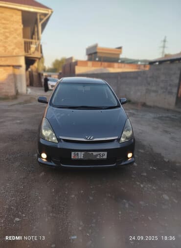 Toyota WISH: 2003 г., 1.8 л, Автомат, Бензин, Минивэн at lalafo.kg Toyota WISH: 2003 г., 1.8 л, Автомат, Бензин, Минивэн