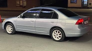 Honda Civic: 2002 г., 1.5 л, Автомат, Гибрид, Седан at lalafo.kg Honda Civic: 2002 г., 1.5 л, Автомат, Гибрид, Седан
