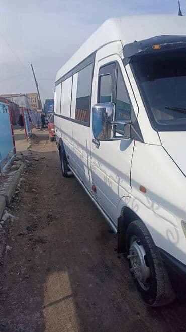 дом на кол: Mercedes-Benz Спринтер: 1999 г., Бус — 3