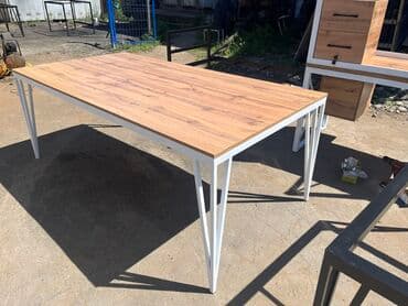 разделочные столы: Стол для переговоров 
Офисные столы в наличии и на заказ — 3