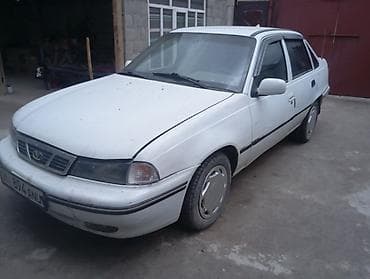 Daewoo Nexia: 1994 г., 1.5 л, Кол менен иштөөчү, Бензин, Седан