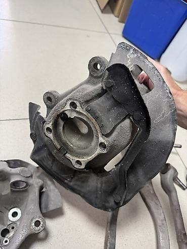 bew e34: BMW e39 цапфа поворотный кулак цена 1500 сом, рычаги передние кривой и — 2