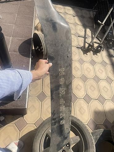 козырек хонда: Мухобойка на капот Honda, 2001 г. — 1