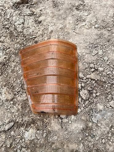 Бакаевой поворотник на мерс Сапок. Рассеиватель/стекло указателя