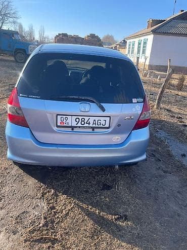 fit 2004: Honda Fit: 2002 г., 1.3 л, Автомат, Бензин, Седан — 3