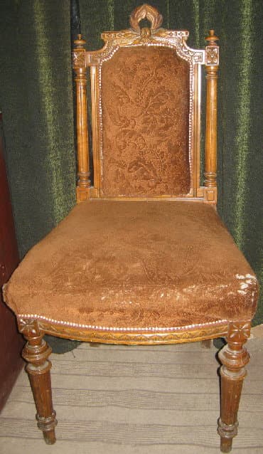 старый мебель продаю: Антиквариат, кон. XIX в. Три стула, комплектом. Цена за комплект 3 — 3