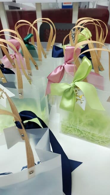 куплю цветы оптом: Подарочные упаковки. Пакеты. Упаковка. Той. Призы. Подарочные пакеты — 6