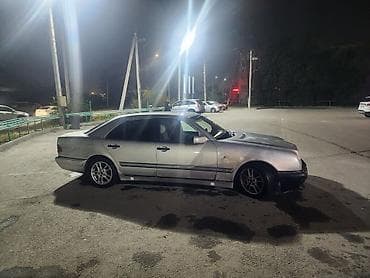 Продажа авто: Mercedes-Benz E-Class: 1998 г., 2.8 л, Автомат, Бензин, Седан — 4
