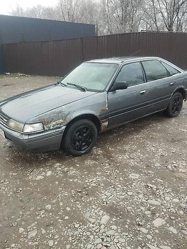 Mazda: Mazda 626: 1989 г., 1.8 л, Механика, Бензин, Хэтчбэк — 3