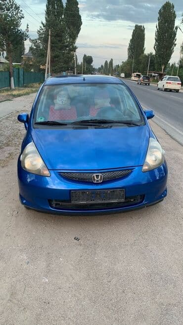 арзан авто машина: Honda Jazz: 2005 г., 1.3 л, Механика, Бензин, Хетчбек — 2