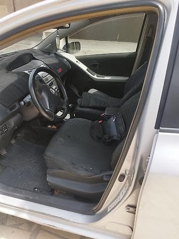 тойота приус с: Toyota Yaris: 2007 г., 1.3 л, Механика, Бензин, Хэтчбэк — 7