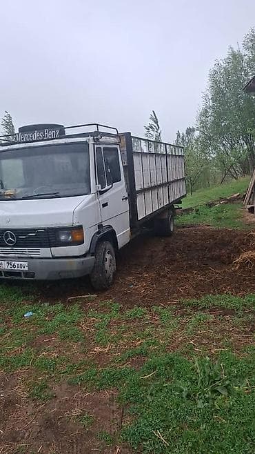 e500 124: Грузовик, Mercedes-Benz, Стандарт, 6 т, Б/у — 2