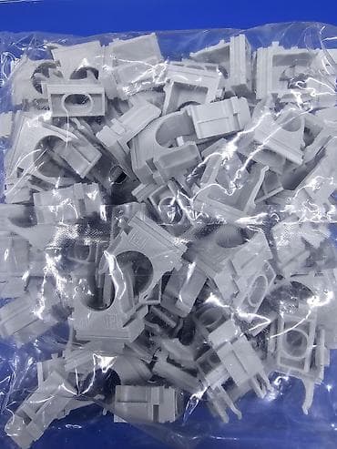 плиты прикрытия: Комплект пластиковых клипс/держателей для труб (серые) и пластиковая — 2