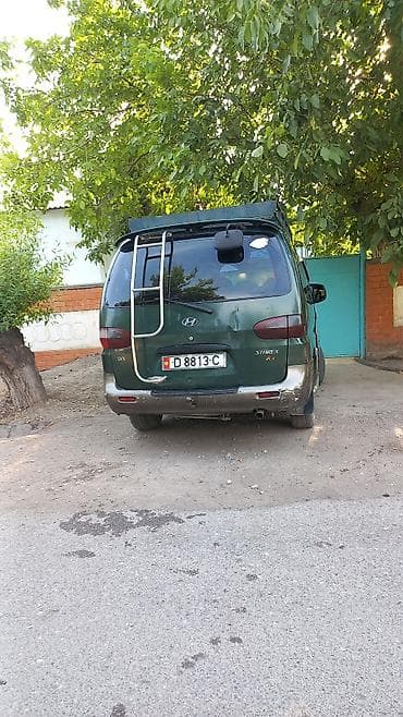 разбитые авто: Hyundai Starex: 1997 г., 2.7 л, Механика, Дизель, Минивэн — 8