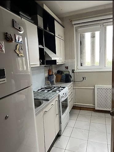 70 сом: 4 бөлмө, 71 м², 7-мкр 105-серия, 6 кабат, Евро оңдоо — 1