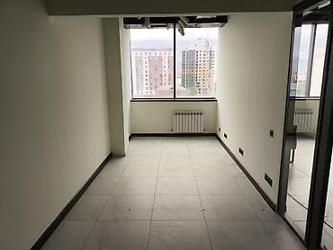 Недвижимость: Аренда офисов, 77 м², В торговом центре — 3