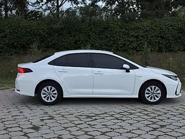 e klass: Toyota Corolla: 2022 г., 1.8 л, Вариатор, Гибрид, Седан — 3