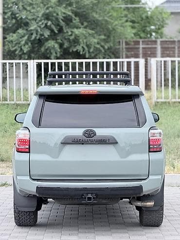 щиток: Toyota 4Runner: 2021 г., 4 л, Автомат, Бензин, Внедорожник — 4
