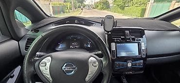 жето: Nissan Leaf: 2013 г., Электромобиль, Хэтчбэк — 8