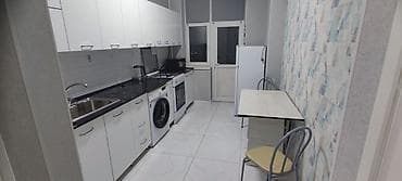 Кыймылсыз мүлк: 1 бөлмө, Риелтор — 3