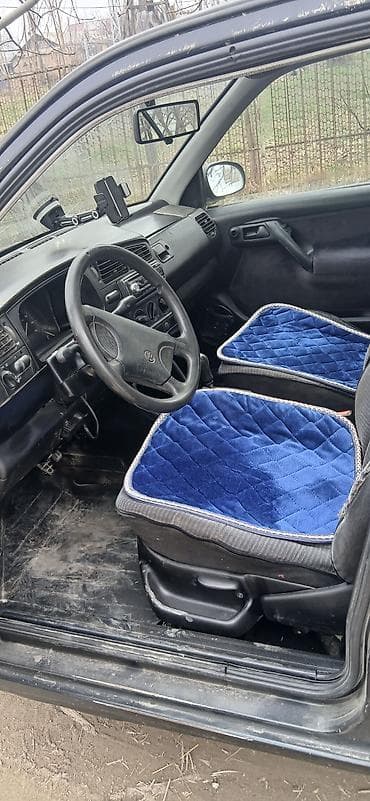 Volkswagen: Volkswagen Golf: 1996 г., 1.8 л, Механика, Бензин, Хэтчбэк — 5