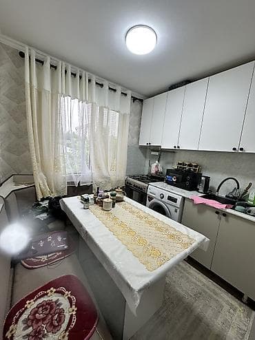 квартира микр: 1 комната, 33 м², 104 серия, 4 этаж — 1