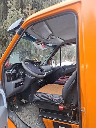 крыло на 124: Mercedes-Benz V-Class: 1998 г. — 5